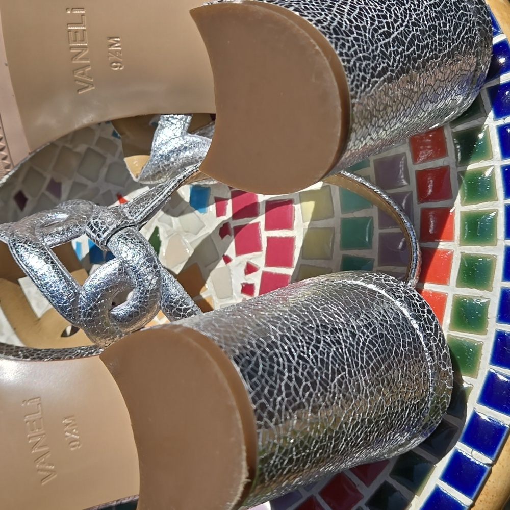 VANELi Slingback Chunky Heel Sandals - Picture 11 of 14